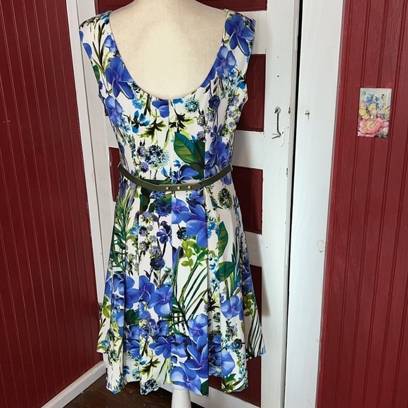 Julian Taylor Spring Floral Dress 10 - Picture 3 of 6